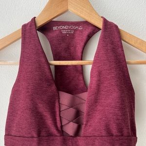 Beyond Yoga Woven Work out Bra Top Small